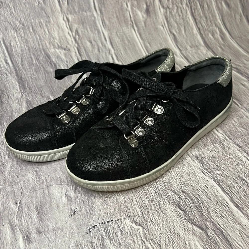 Paige sneakers